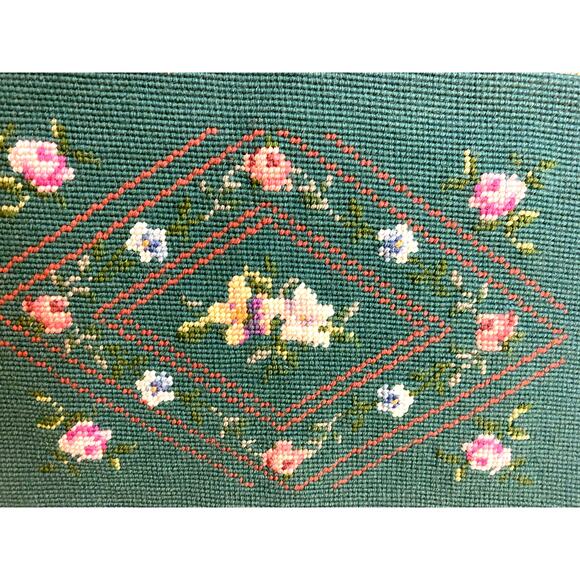 ANTIQUE French NEEDLEPOINT Pre-worked Canvas for Cushion, Pillow or framed - Picture 2 of 5
